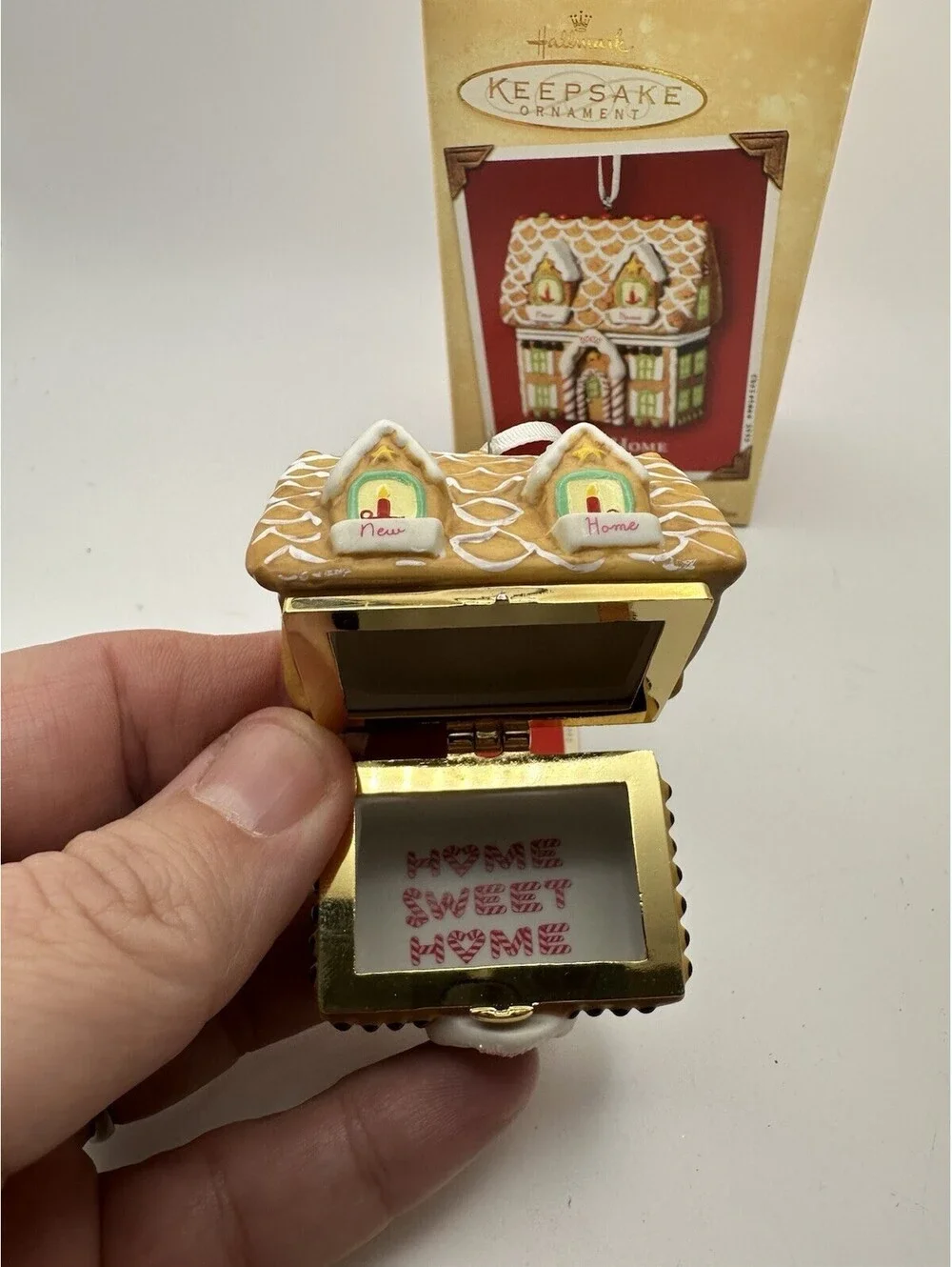 Hallmark keepsake christmas